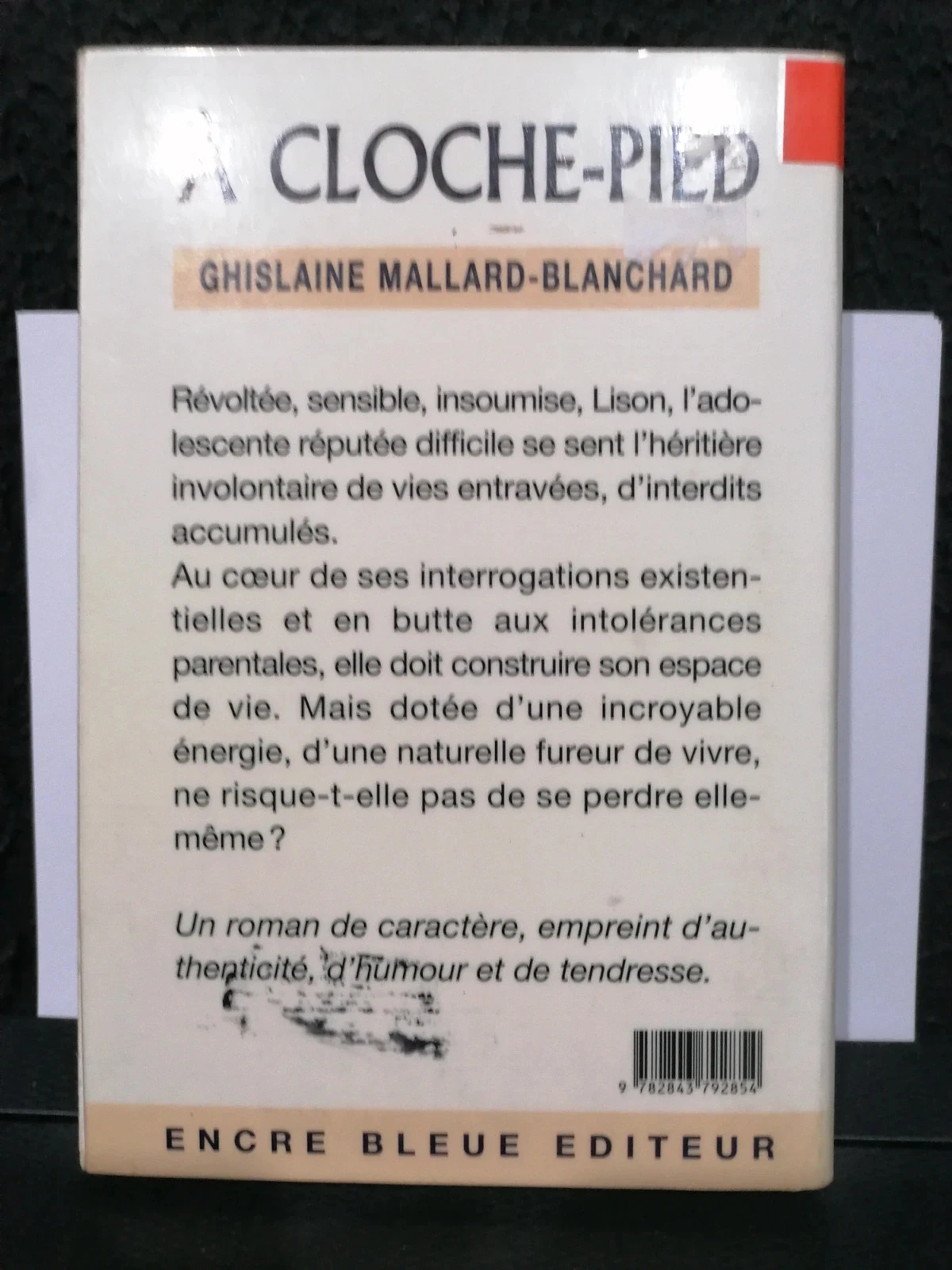 À cloche-pied – photo 2